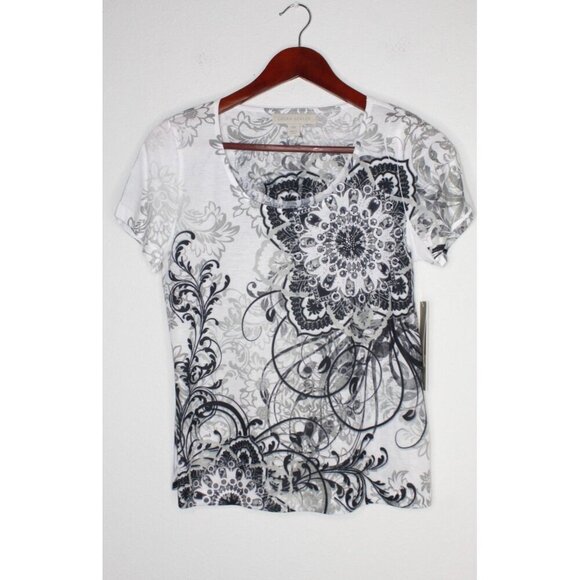 Laura Ashley Summertime T-shirt Women's PM Black White Studded Floral Print NWT - Picture 1 of 11